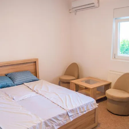 Apartments Fusion 莫斯塔尔 外观 照片