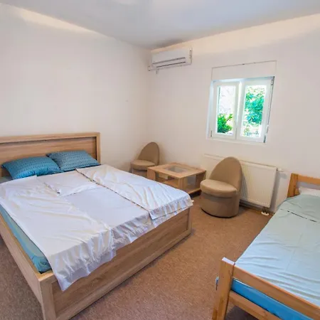 Apartments Fusion 莫斯塔尔 外观 照片